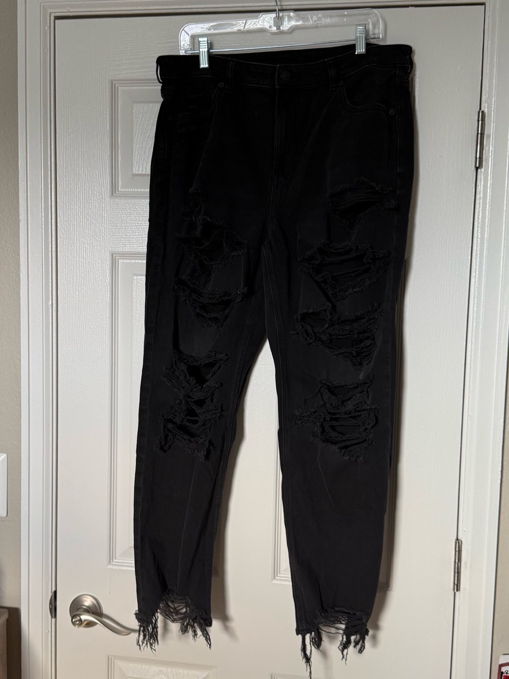 American Eagle Outfitters Black High-Rise Jeans